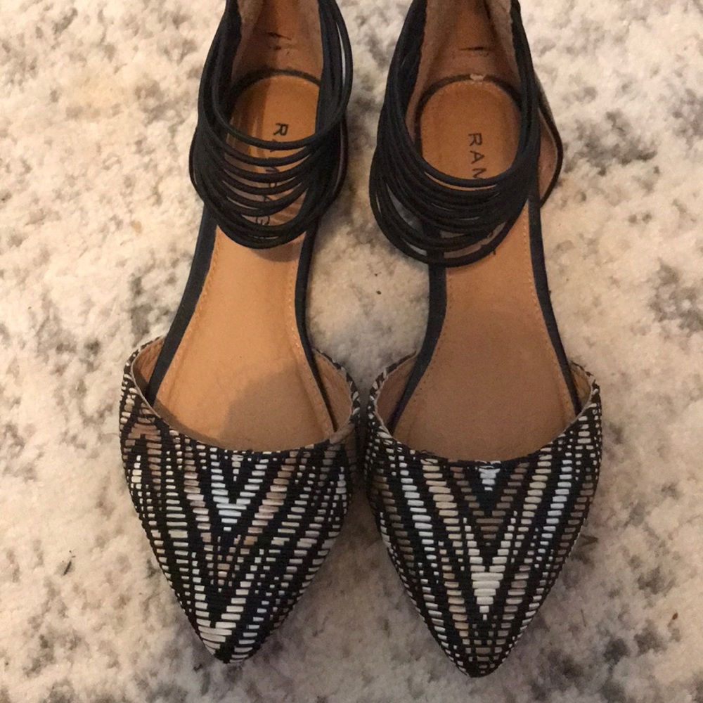 Women’s shoes